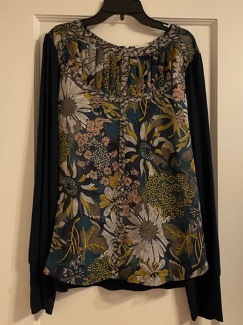 TINY Anthropologie Medium WESLEY Tunic Navy Floral Satin